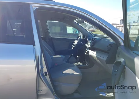 2011 Toyota Rav4 из США, поврежденный, VIN 2T3BF4DV0BW136681
